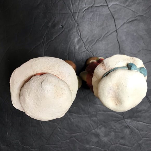 Sarah’s Attic Smiling Boy And Smiling Girl 6” Figurines - Picture 6 of 7